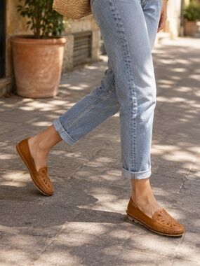 Pikolinos Riola W3Y lightweight slip on loafers Brandy Leather